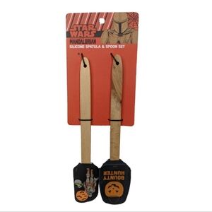 STAR WARS' THE MANDALORIAN SILICONE SPATULA & SPOON HALLOWEEN SET